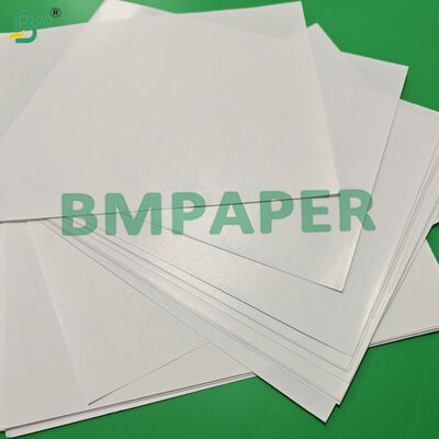 Papier glacé C1S 80 g/m² pour enveloppes extérieures de sachets de thé 700 x 1000 mm haute blancheur