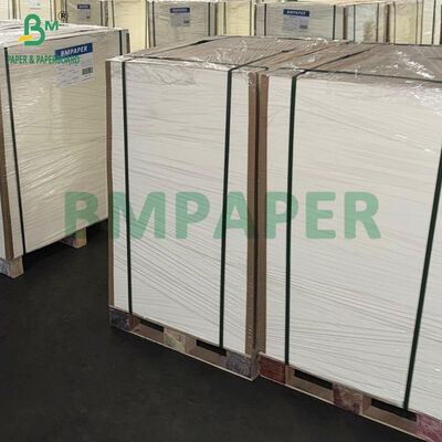 61x90 cm Carton FBB à l'épreuve de la graisse de 230 gr pour emballage des aliments gras